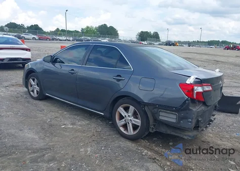 2012 Toyota Camry L/Le/Se/Se Limited Edition/Xle z USA, uszkodzony, nr VIN 4T1BF1FK2CU059761